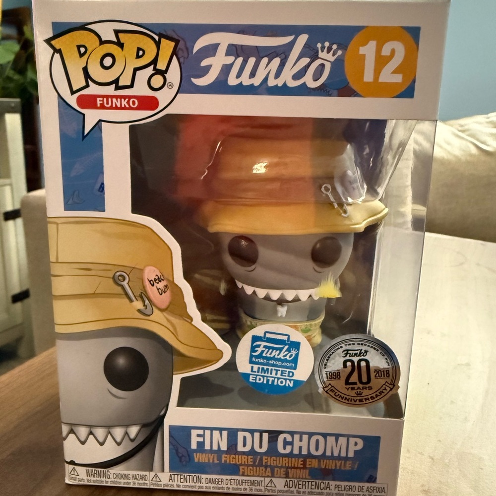 Funko Fin Du Chomp with Yellow Hat